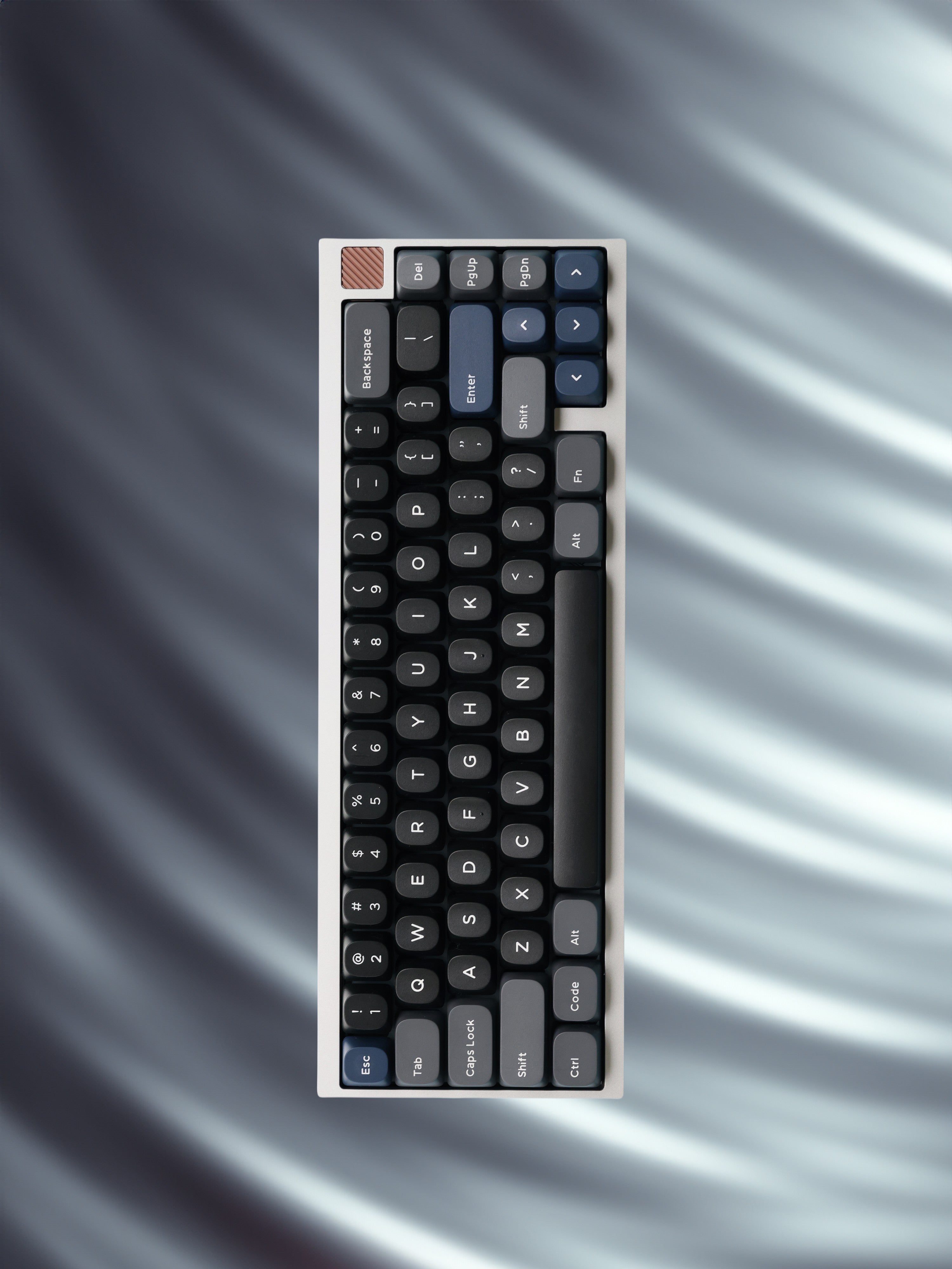 YMK Obsidian keycaps