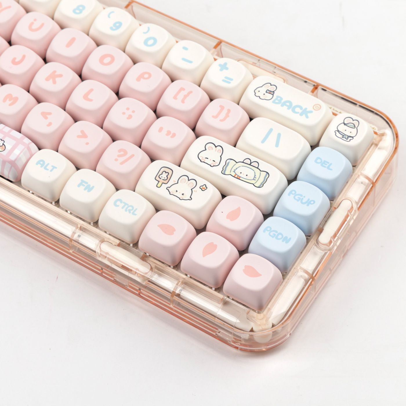 Toffee Bunny Cute Personalized Keycap MOA Dye-Sublimation PBT Rounded Compatible with Mechanical Keyboard 61/68/87/104