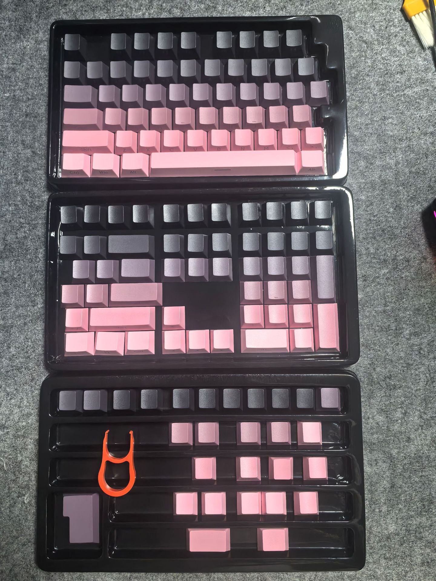 Original Height Side-Engraved Translucent Keycaps PBT Dual-Color Gradient Full Set Sublimation Custom Keyboard Keycaps