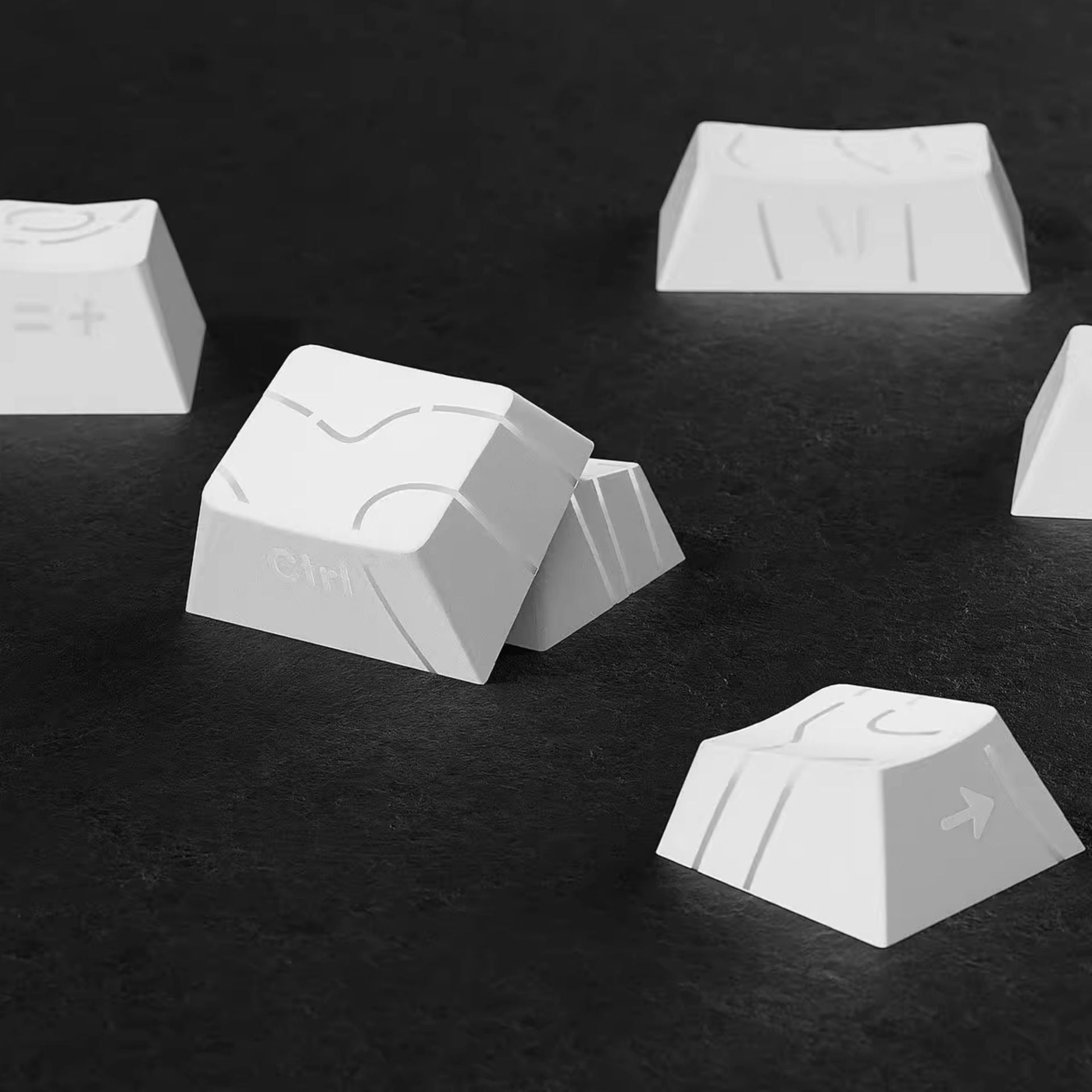 Wolf Spider Contour Side-Engraved Keycaps Translucent Original Height 132 Keys Small Full Set Compatible with 68/75/87/104 Keys