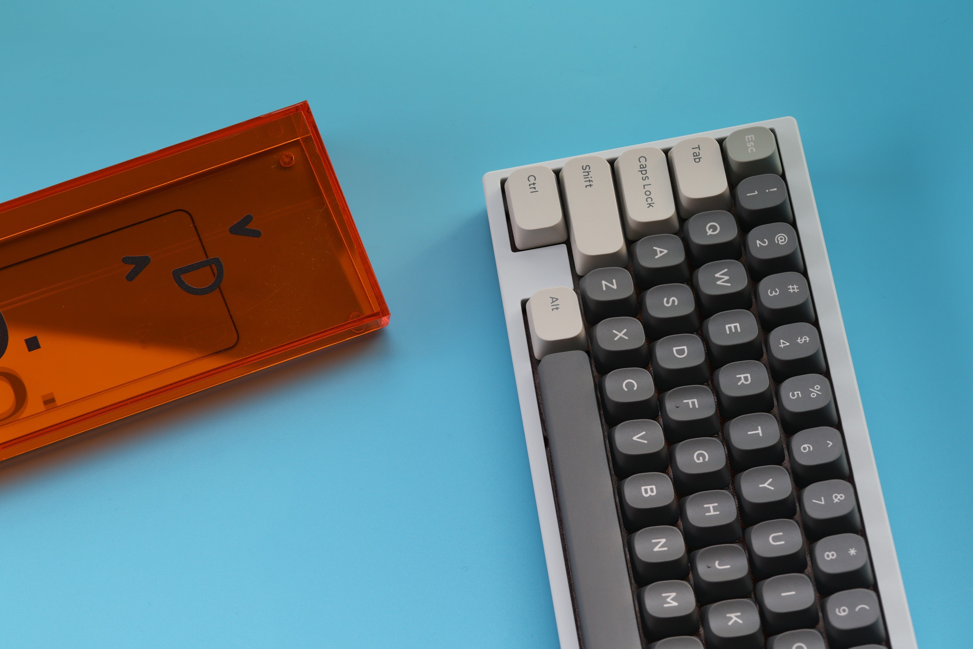 YMK Mist keycaps
