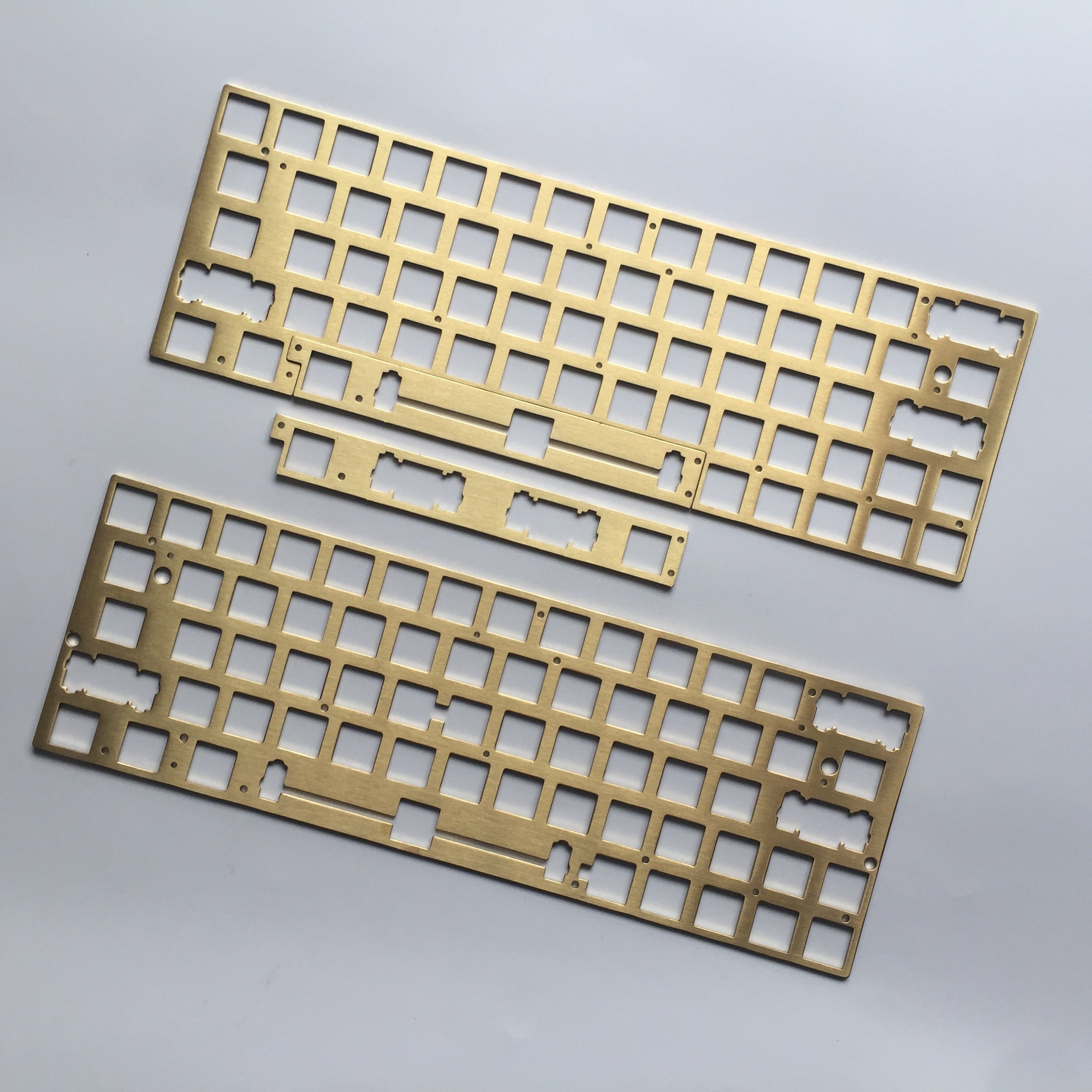 Brass Plate-Mounted Steel Plate Stabilizer